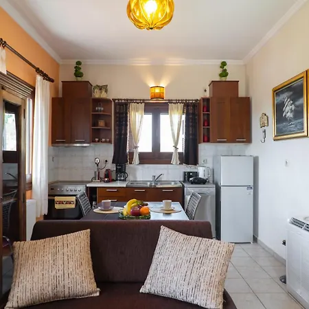 Holiday home Vasiliki's House Lafkos