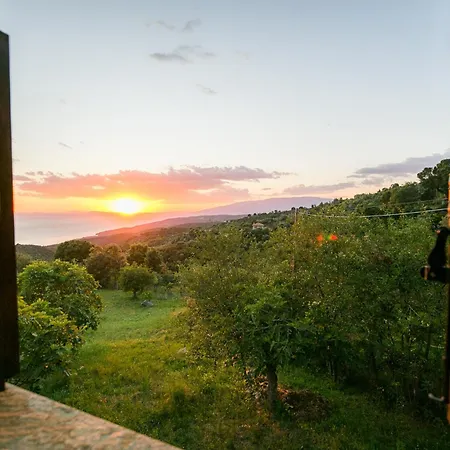 Feriehus Vasiliki's House Lafkos